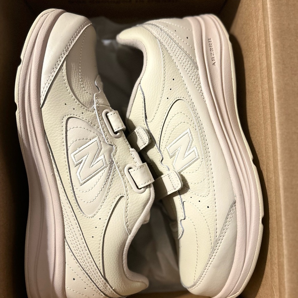 New Balance Bone Sneakers